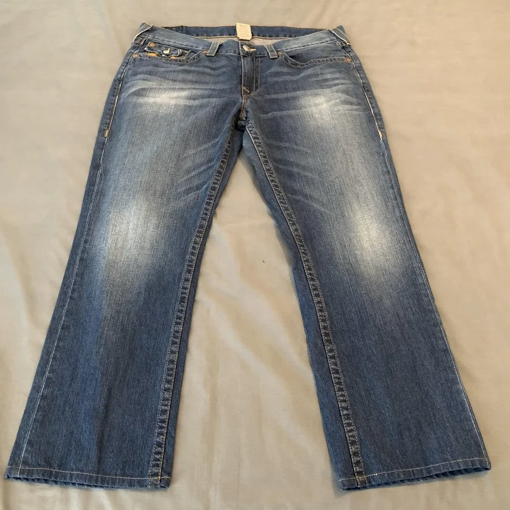 True Religion Jeans Mens 39x28 Blue Straight Leg Denim USA Embroidered MDE859N50